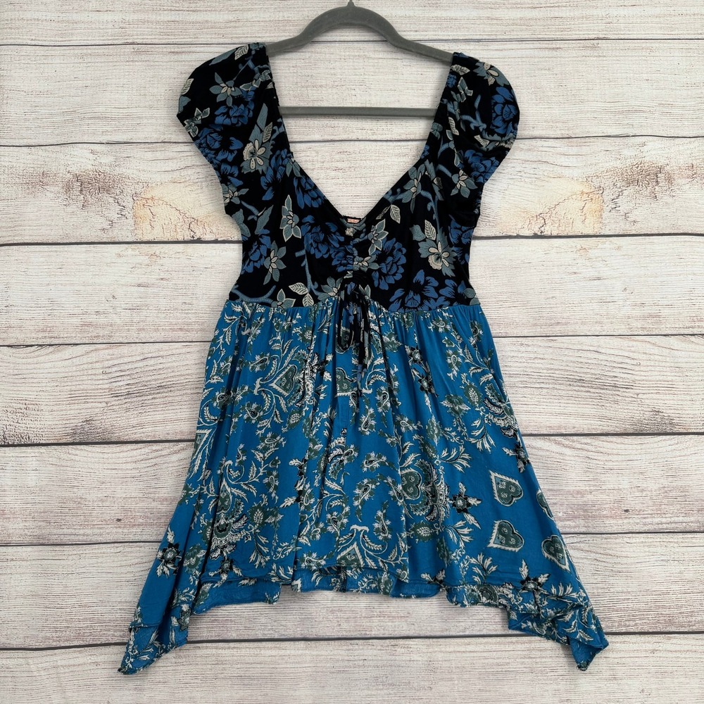 Free People Tunic Women Size S Blue Floral Handkerchief Hem Smocked Back Top